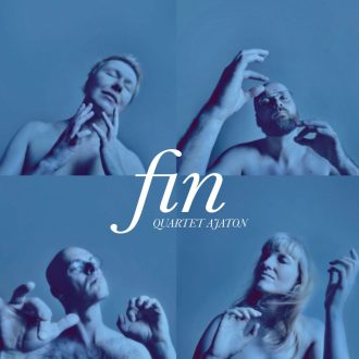 Fin-albumin kauttaaltaan sinisävyisen kannen kuva, jossa yhtyeen muusikoista on neliön muotoiset kuvat.